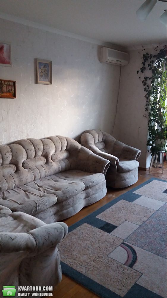 Rent out 3-room apartment. Одесса, Ильфа и Петрова — photo 2