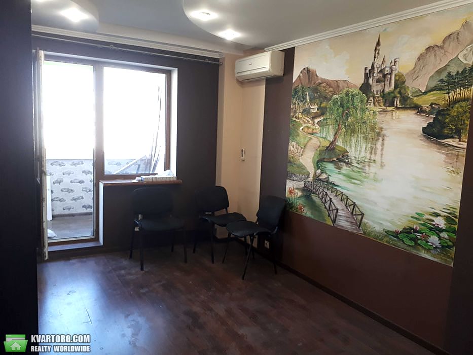 Sell 3-room apartment. Киев,  Тростянецкая — photo 2