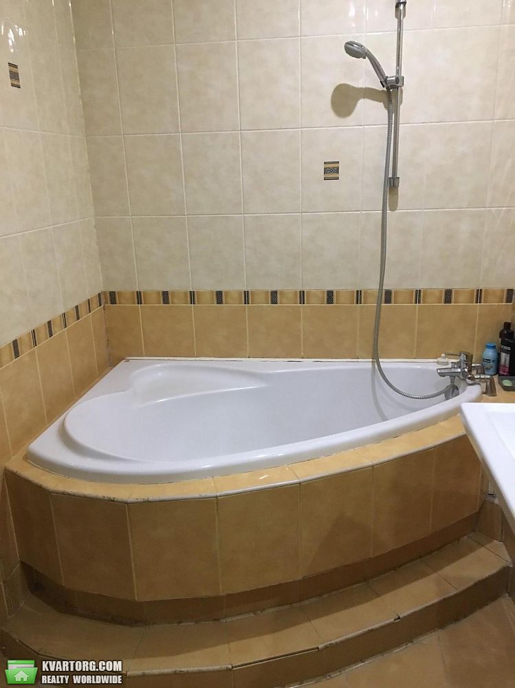 Rent out 4-room apartment. Киев,  Расковой — photo 7