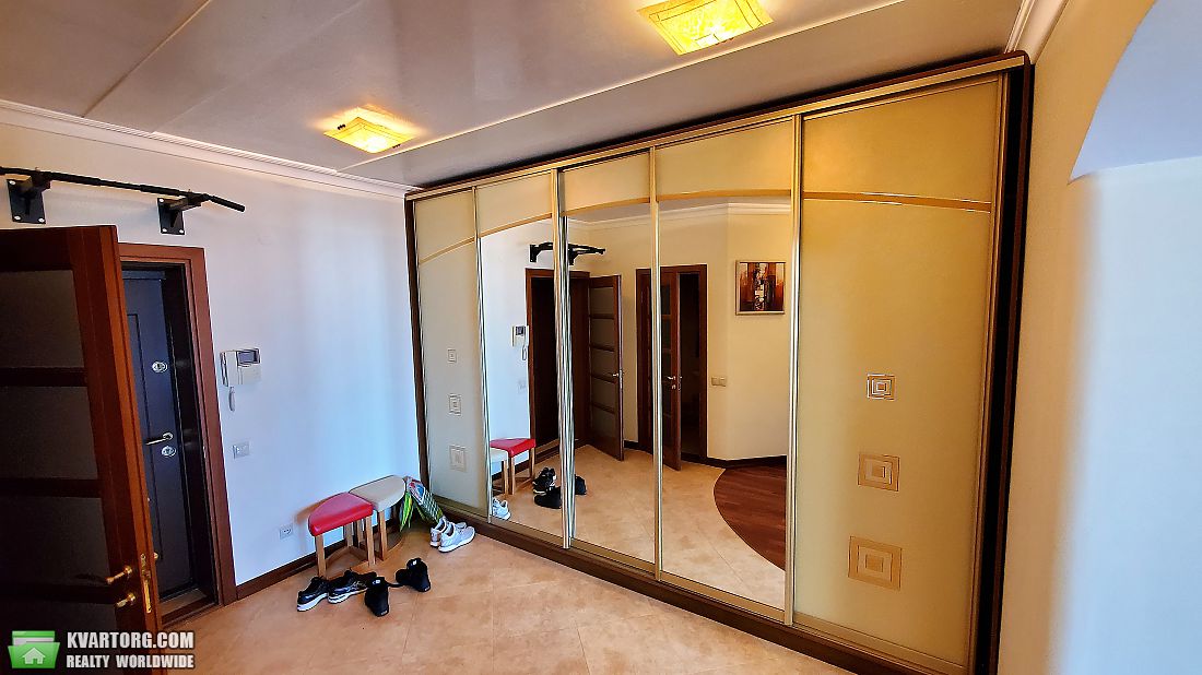 Sell 4-room apartment. Киев,  Героев Сталинграда пр — photo 2