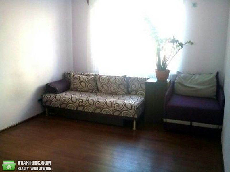 Sell 1-room apartment. Киев,  Волынская — photo 1