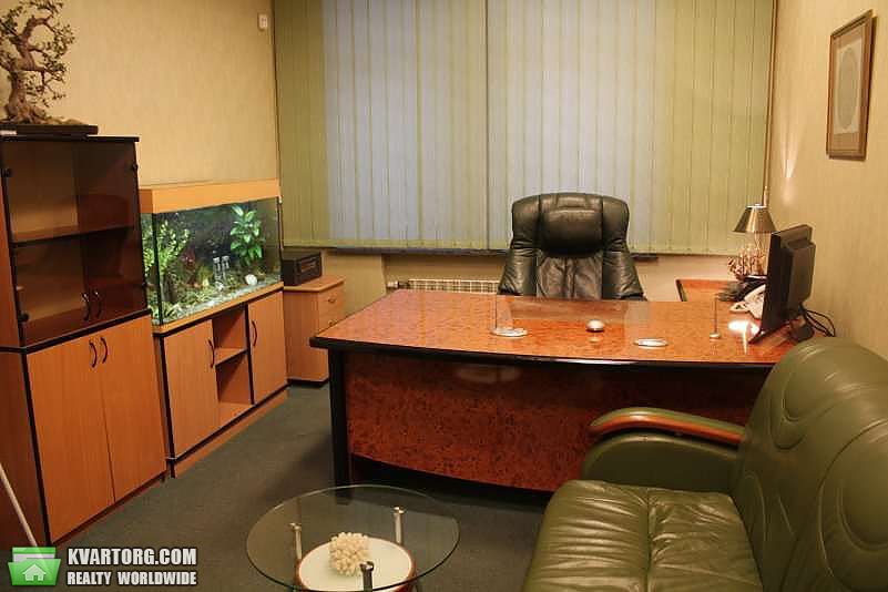 Rent out office. Киев,  Бажана — photo 2