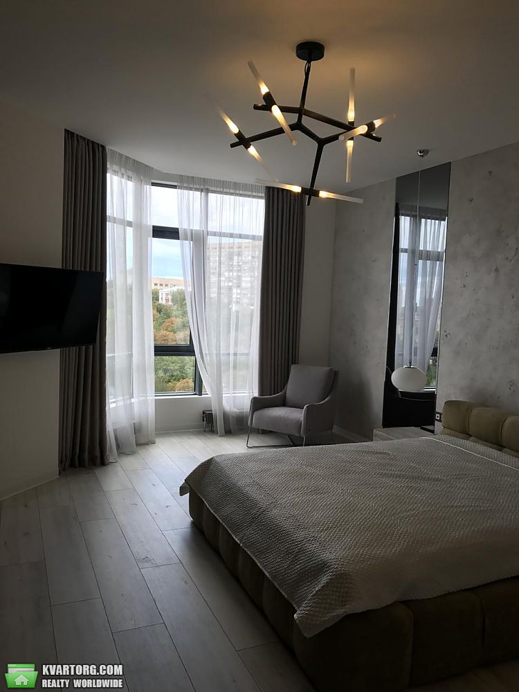 Rent out 2-room apartment. Киев, Бендуквидзе — photo 6