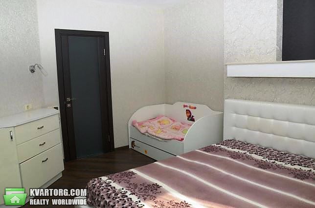 Sell 3-room apartment. Киев,  Эрнста — photo 3