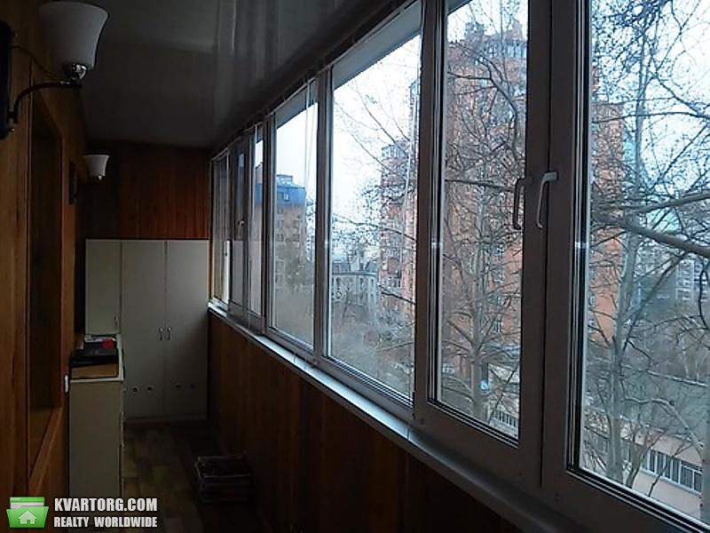 Rent out 2-room apartment. Киев,  Тургеневская — photo 8