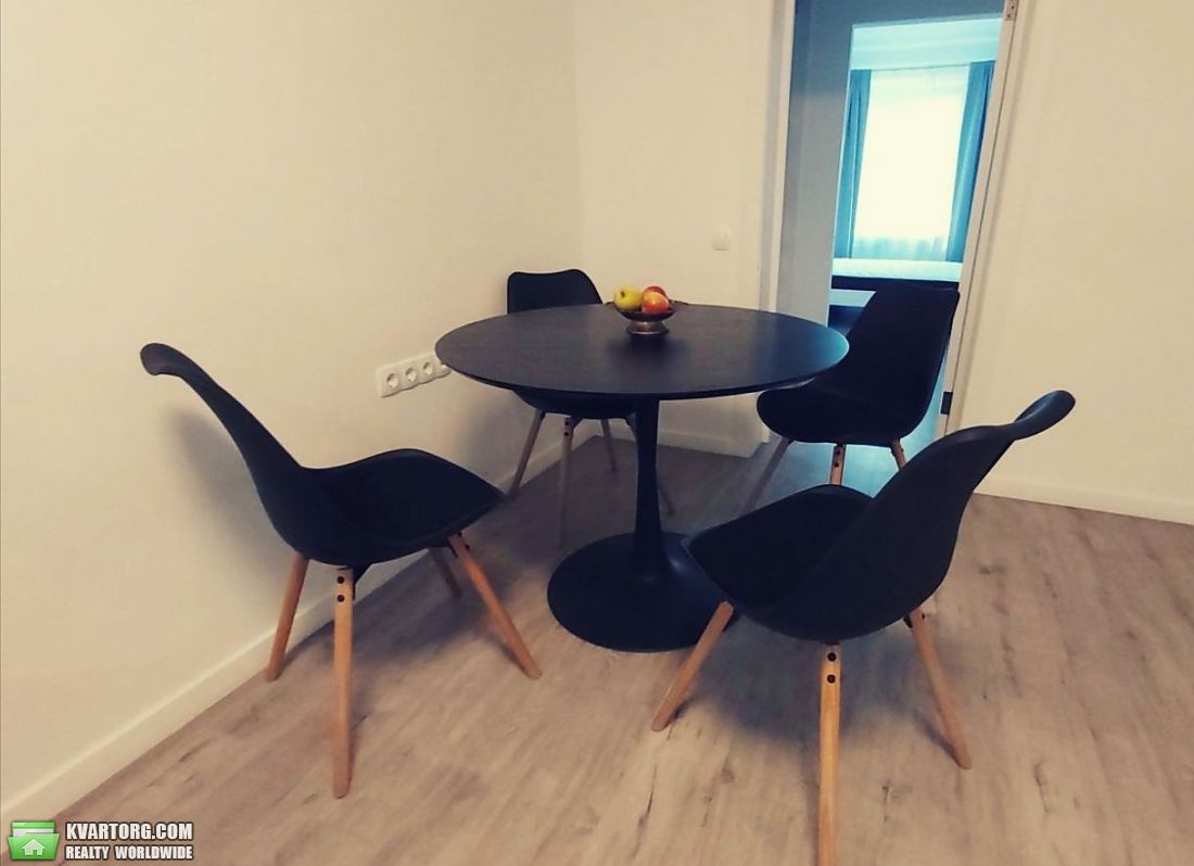 Rent out 2-room apartment. Киев, Марии Примаченко — photo 6