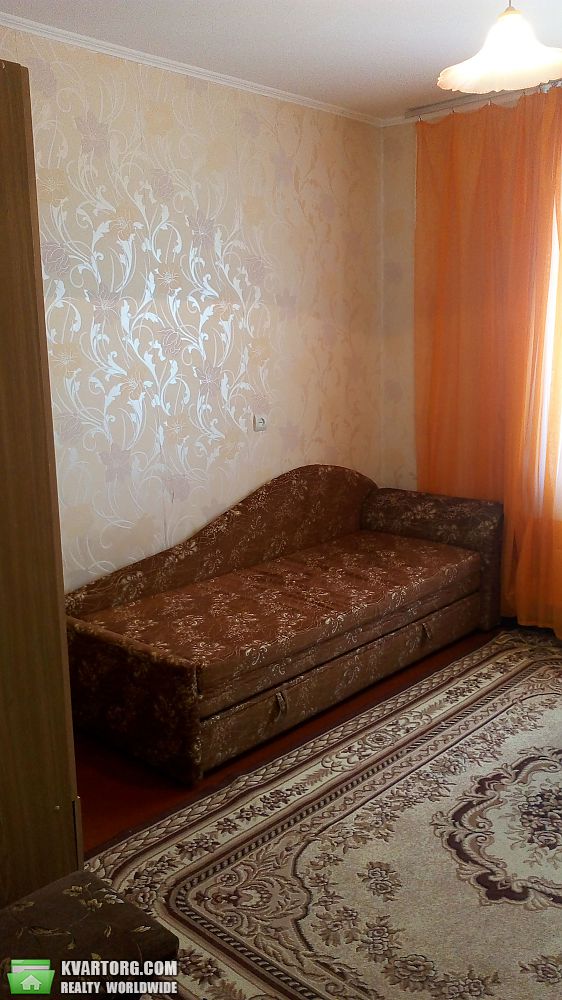 Rent out 2-room apartment. Киев,  Ревуцкого — photo 4