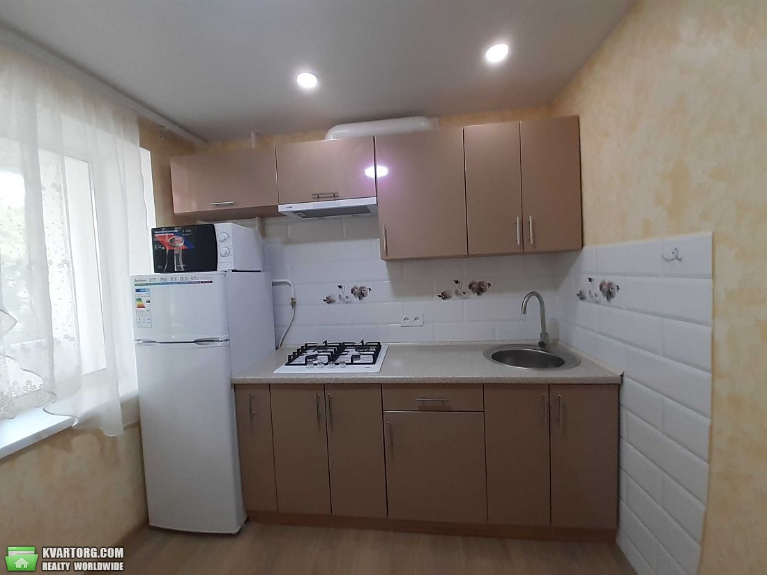 Rent out 1-room apartment. Днепропетровск, проспект Науки — photo 1