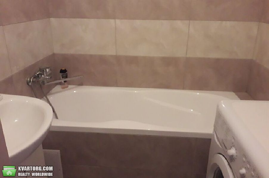 Sell 3-room apartment. Киев,  Соломенская — photo 7