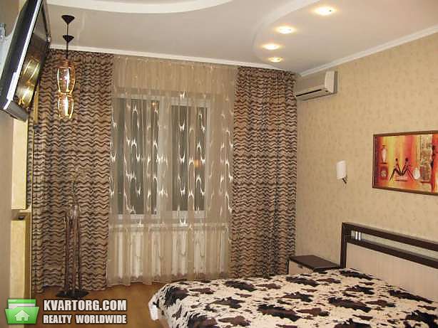 Rent out 3-room apartment. Киев,  Дмитриевская — photo 2