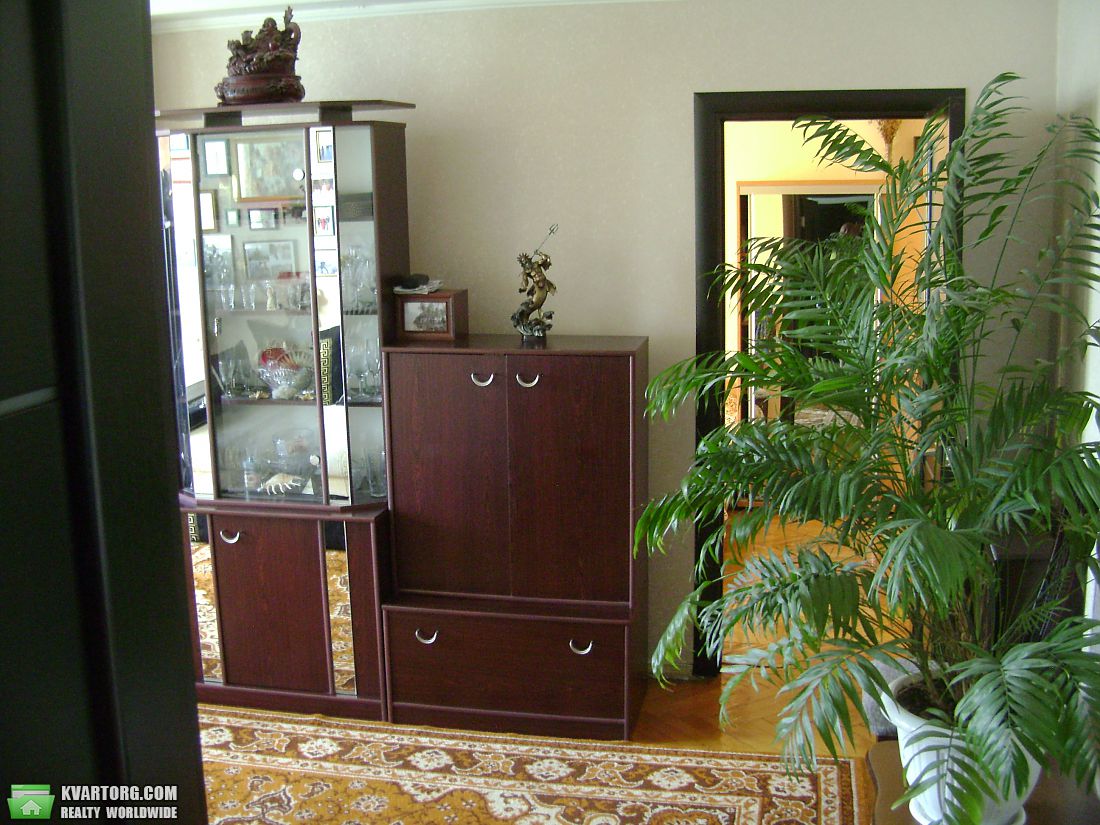 Sell 3-room apartment. Киев,  Березняковская — photo 6