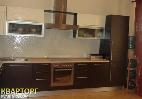 Rent out 1-room apartment. Киев, Жилянская — photo 6