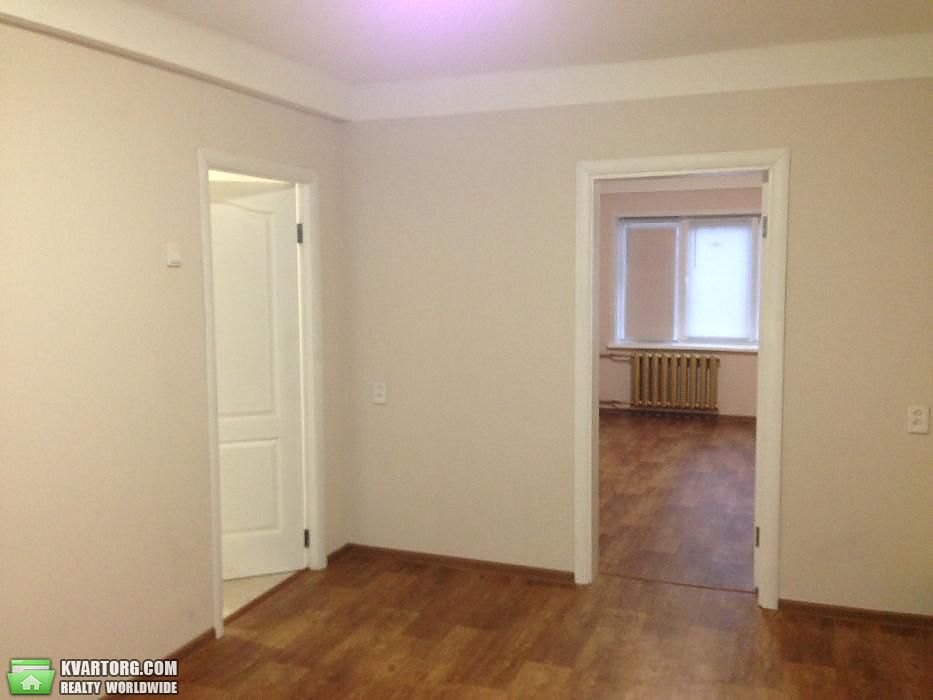 Sell 2-room apartment. Киев,  Труда бул — photo 4