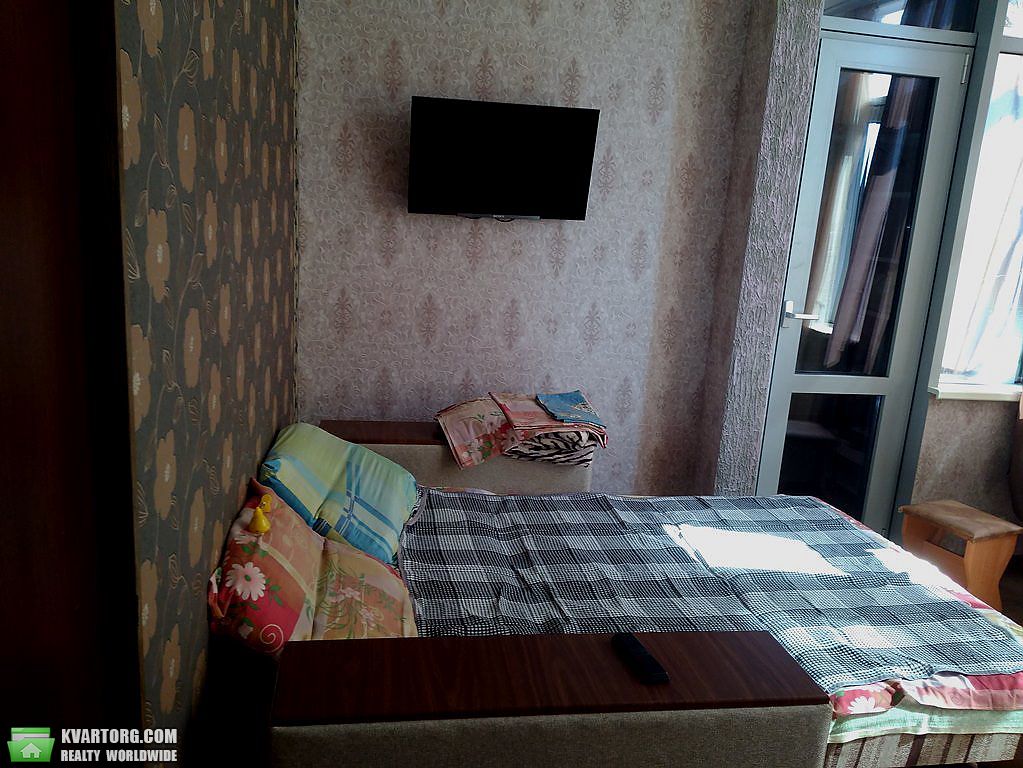 Rent out 1-room apartment. Киев,  Дарницкий бул — photo 3