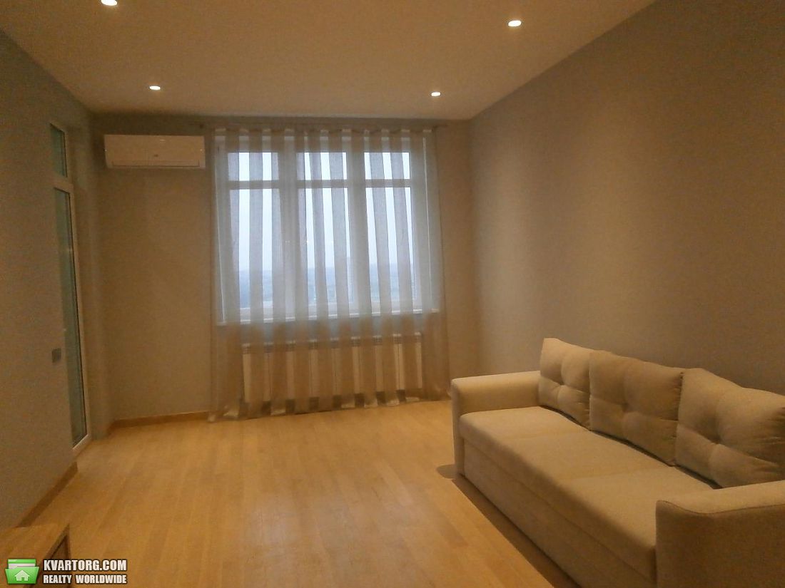 Rent out 2-room apartment. Киев, Преображенская — photo 4