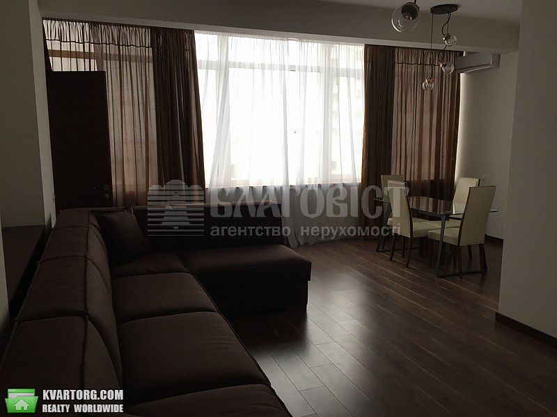 Sell 2-room apartment. Киев,  Щорса — photo 1
