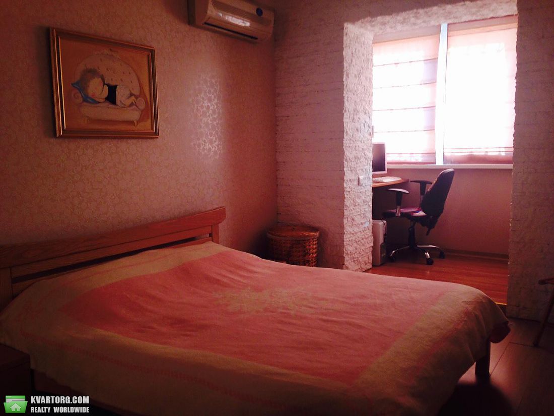 Sell 4-room apartment. Днепропетровск, Братьев Трофимовых — photo 5