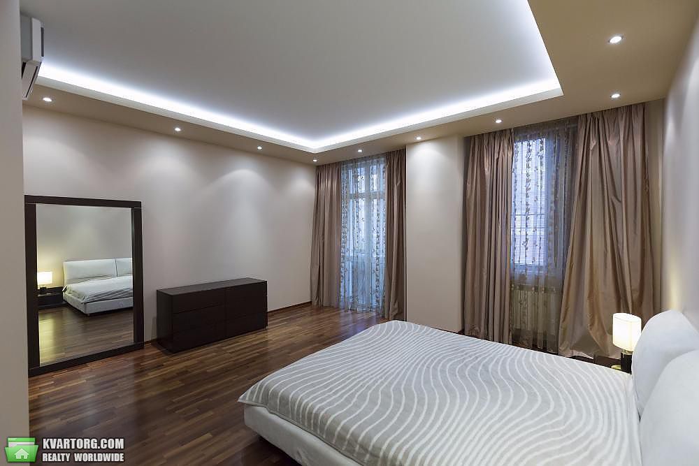 Rent out 4-room apartment. Киев,  Павловская — photo 3