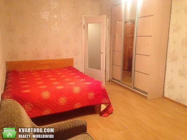 Rent out 1-room apartment. Киев,  Стуса — photo 3