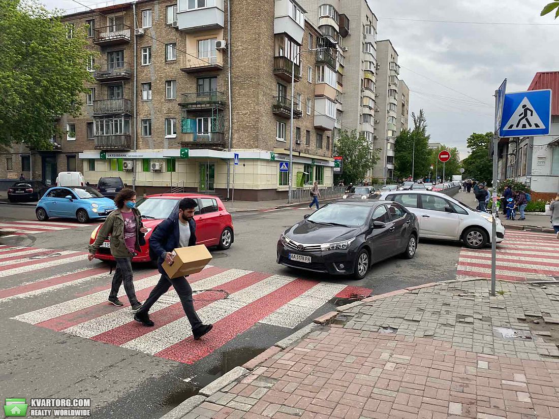 Rent out shop. Киев,  Межигорская — photo 3
