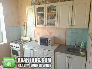 Sell 2-room apartment. Киев,  Героев Днепра — photo 1