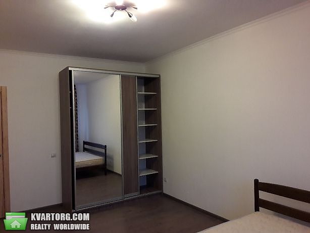 Rent out 1-room apartment. Киев,  Панельная — photo 1