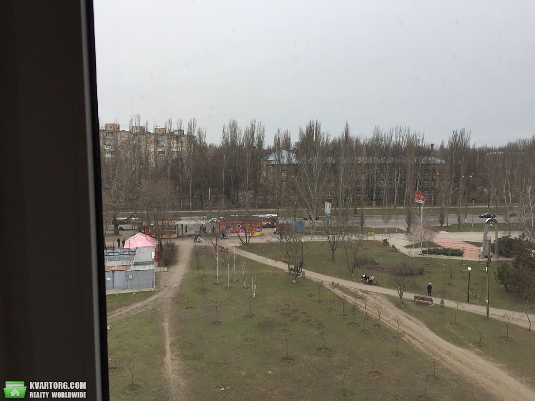Rent out office. Николаев, проспект Мира — photo 9