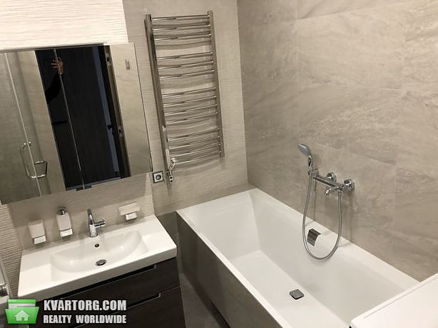 Rent out 2-room apartment. Киев, Ващенко — photo 7