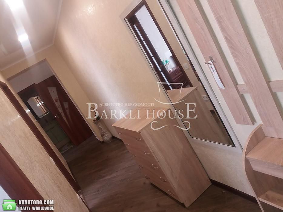 Rent out 3-room apartment. Киев,  Дмитриевская — photo 10