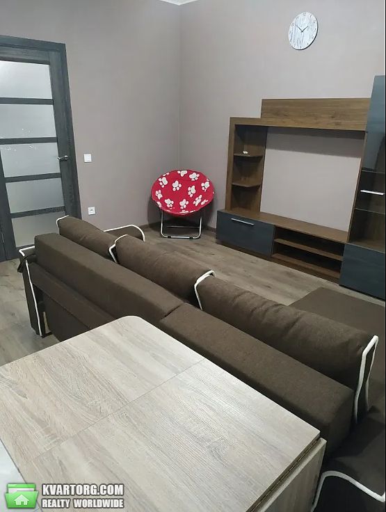 Rent out 1-room apartment. Киев, Семьи Кульженков ул. — photo 3