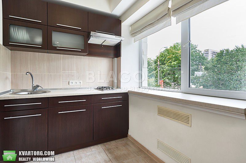 Rent out 1-room apartment. Киев,  Большая Васильковская — photo 3