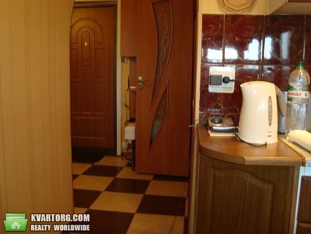 Rent out 2-room apartment. Киев, Шамо — photo 1