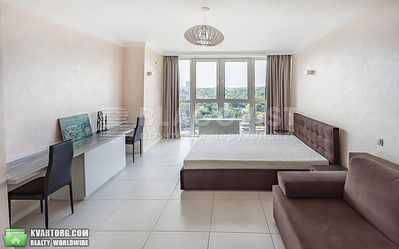 Rent out 1-room apartment. Киев,  Боженко — photo 1