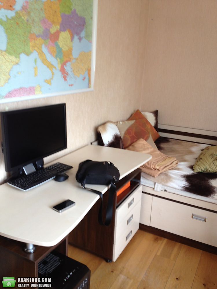 Sell 2-room apartment. Киев,  Кустанайская — photo 3