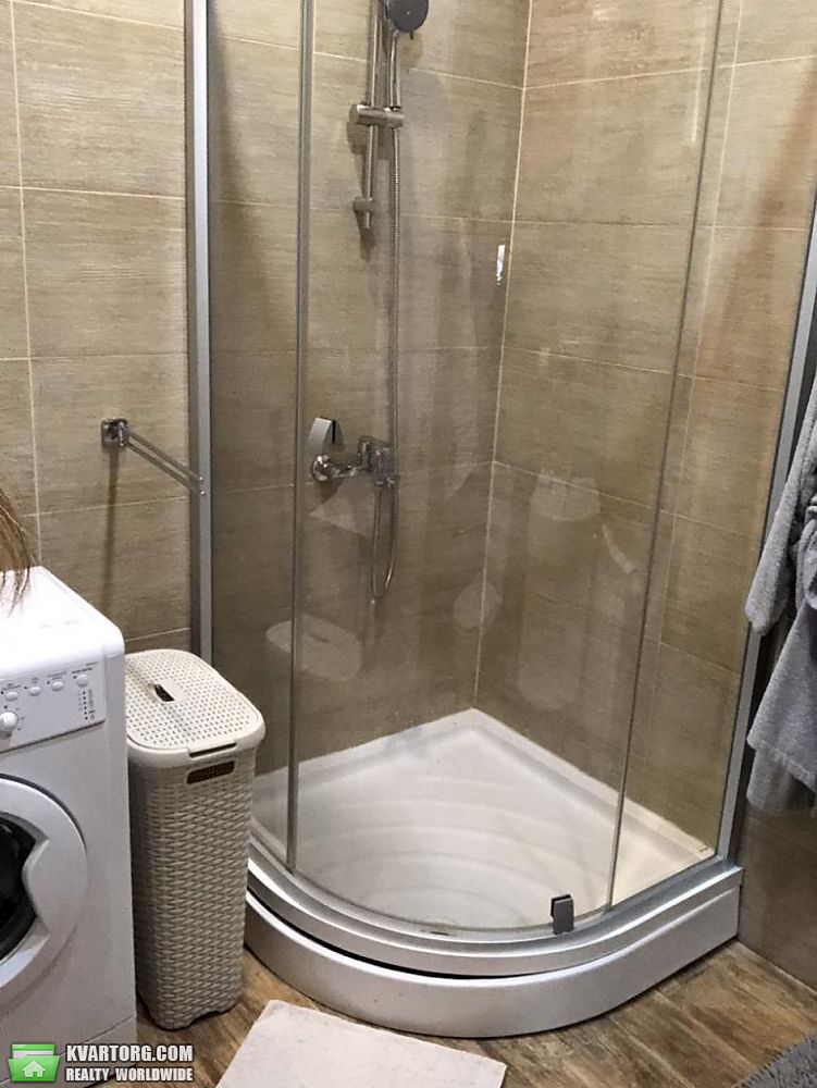 Rent out 3-room apartment. Киев,  Гончара — photo 10