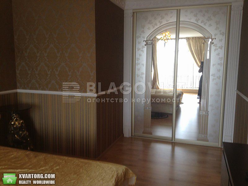 Rent out 4-room apartment. Киев, Днепровская набережная — photo 4