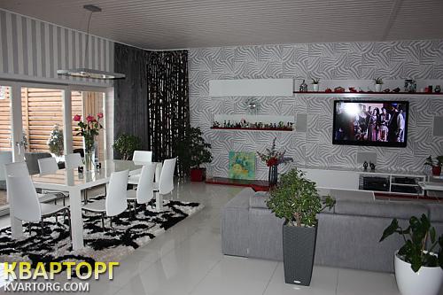 Sell house. Киев,  Завальная — photo 4