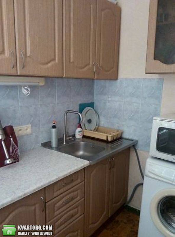 Sell 2-room apartment. Киев,  Труда бул — photo 1