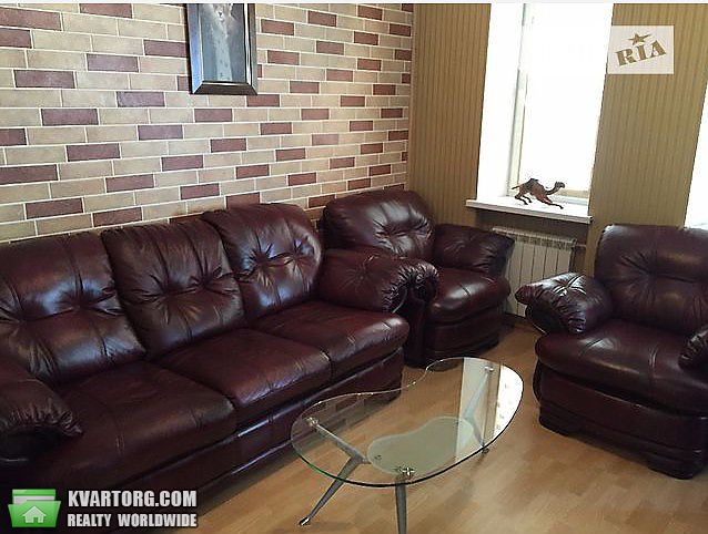 Rent out 2-room apartment. Киев,  Барбюса — photo 1