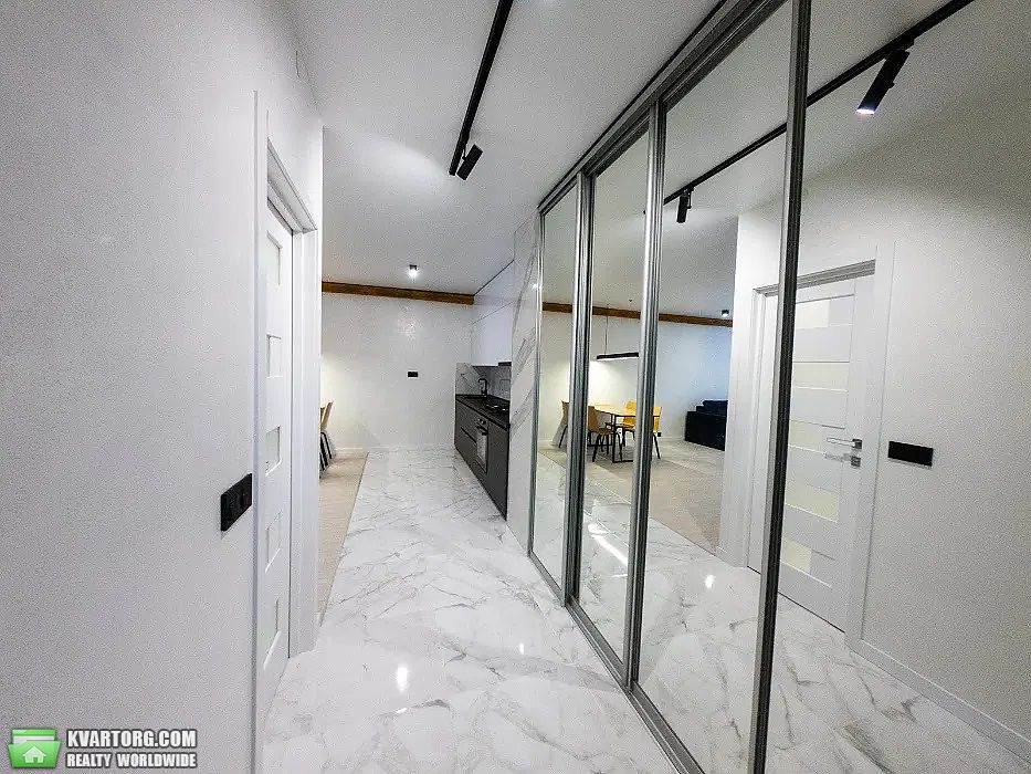Rent out 1-room apartment. Львов, Трускавецька — photo 2