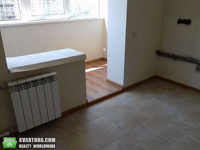 Sell 3-room apartment. Киев,  Бажана — photo 3