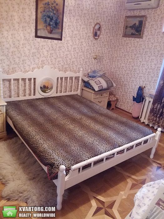 Rent out 4-room apartment. Киев,  Герцена — photo 4