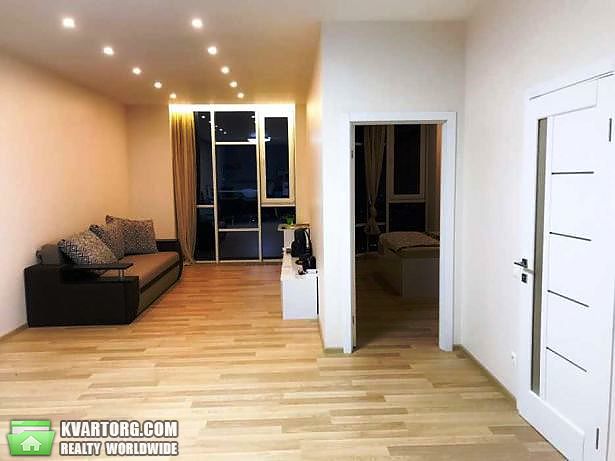 Sell 2-room apartment. Киев,  Антонова — photo 3