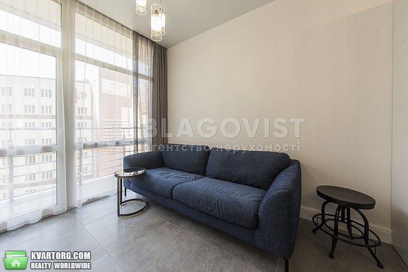 Rent out 2-room apartment. Киев,  Филатова — photo 4