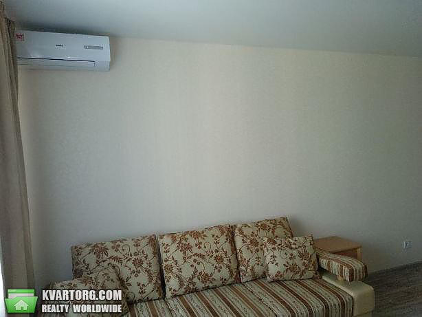 Rent out 1-room apartment. Киев,  Гмыри — photo 5