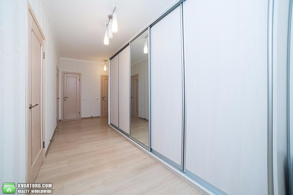 Rent out 2-room apartment. Киев, Сикорского ул. — photo 6