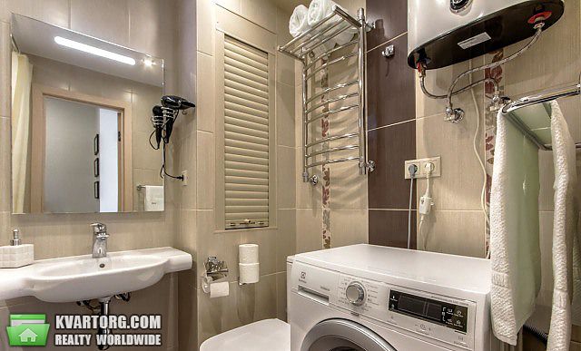 Rent out 1-room apartment. Киев,  Крещатик — photo 10