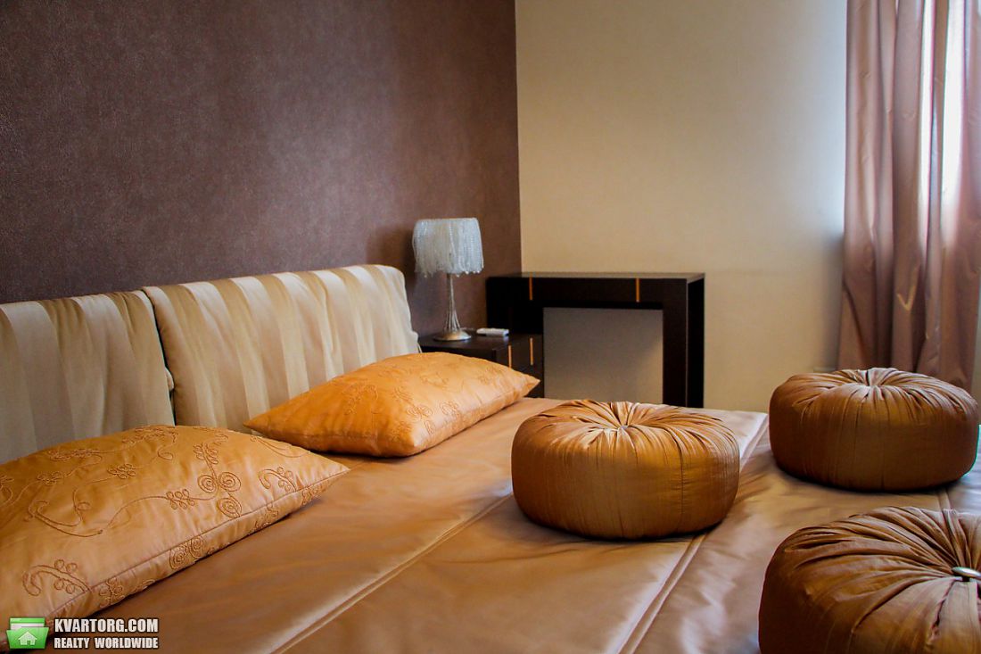 Rent out 3-room apartment. Киев, ул. Коновальца Евгения — photo 9