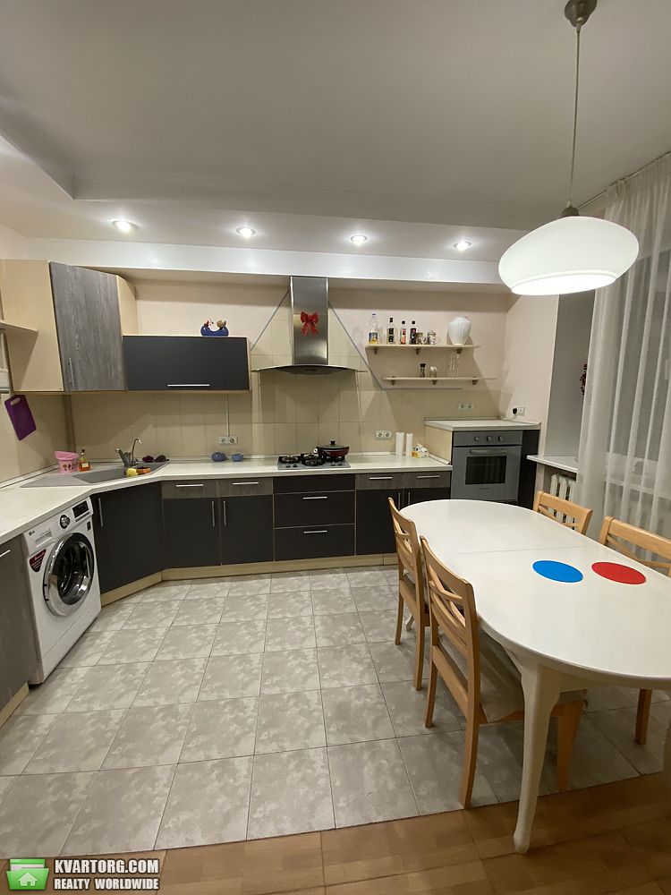 Rent out 3-room apartment. Днепропетровск, Рогалева — photo 1