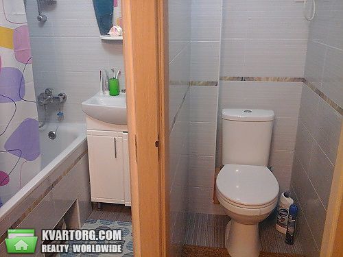 Rent out 2-room apartment. Киев,  Матеюка — photo 6